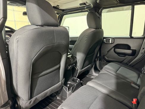 Used 2021 Jeep Wrangler Unlimited Sport AWD/4WD image 26