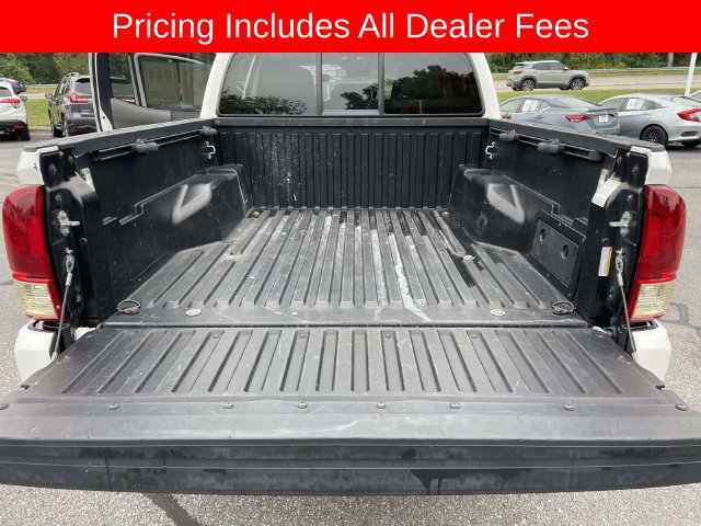 Used 2023 Toyota Tacoma SR w/ SR Convenience Package RWD image 11