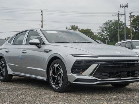 New 2026 Hyundai Sonata SEL image 1