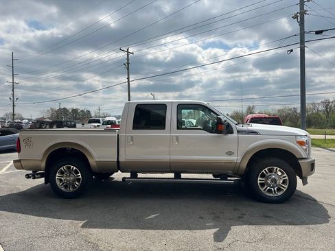 Used 2011 Ford F250 King Ranch w/ King Ranch w/Chrome Pkg AWD/4WD image 8