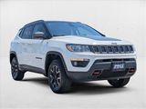 Used 2019 Jeep Compass Trailhawk image 3