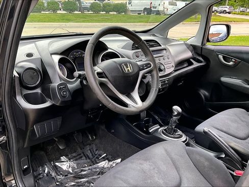 Used 2010 Honda Fit Sport image 16
