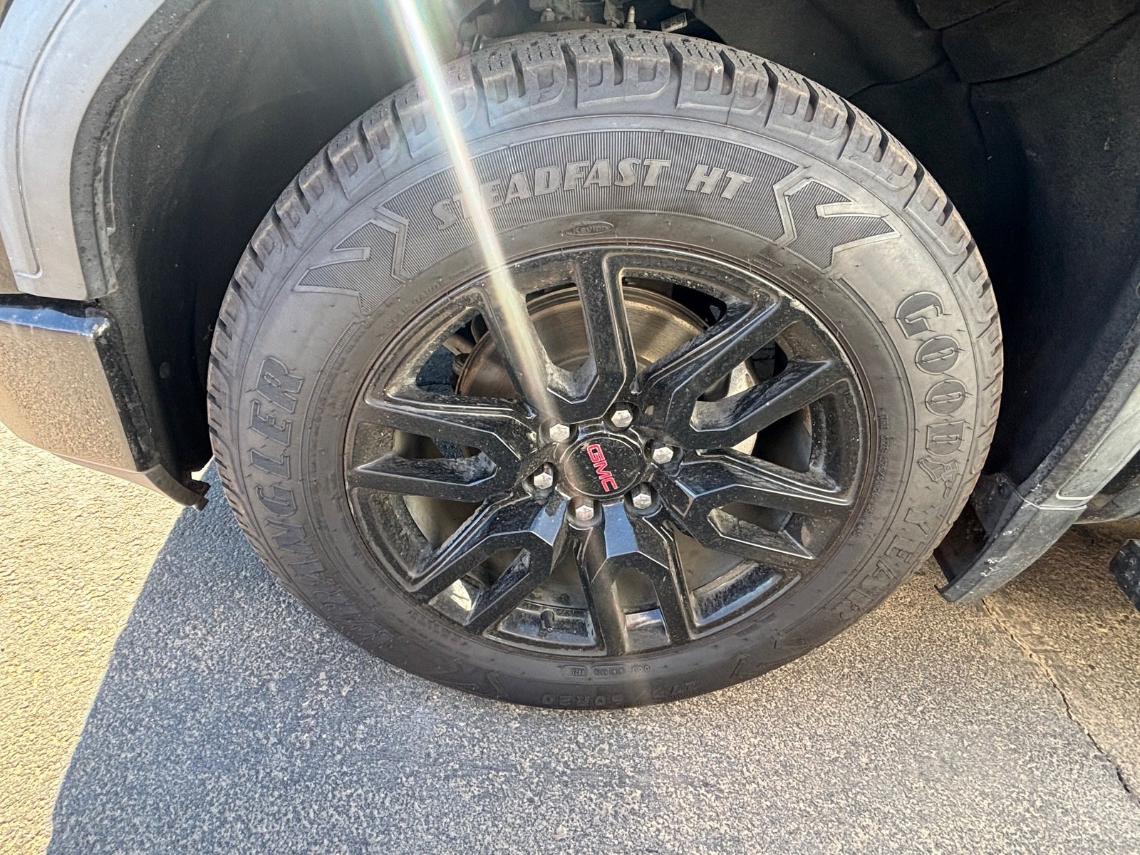 Used 2020 GMC Sierra 1500 Elevation w/ Elevation Value Package RWD image 6