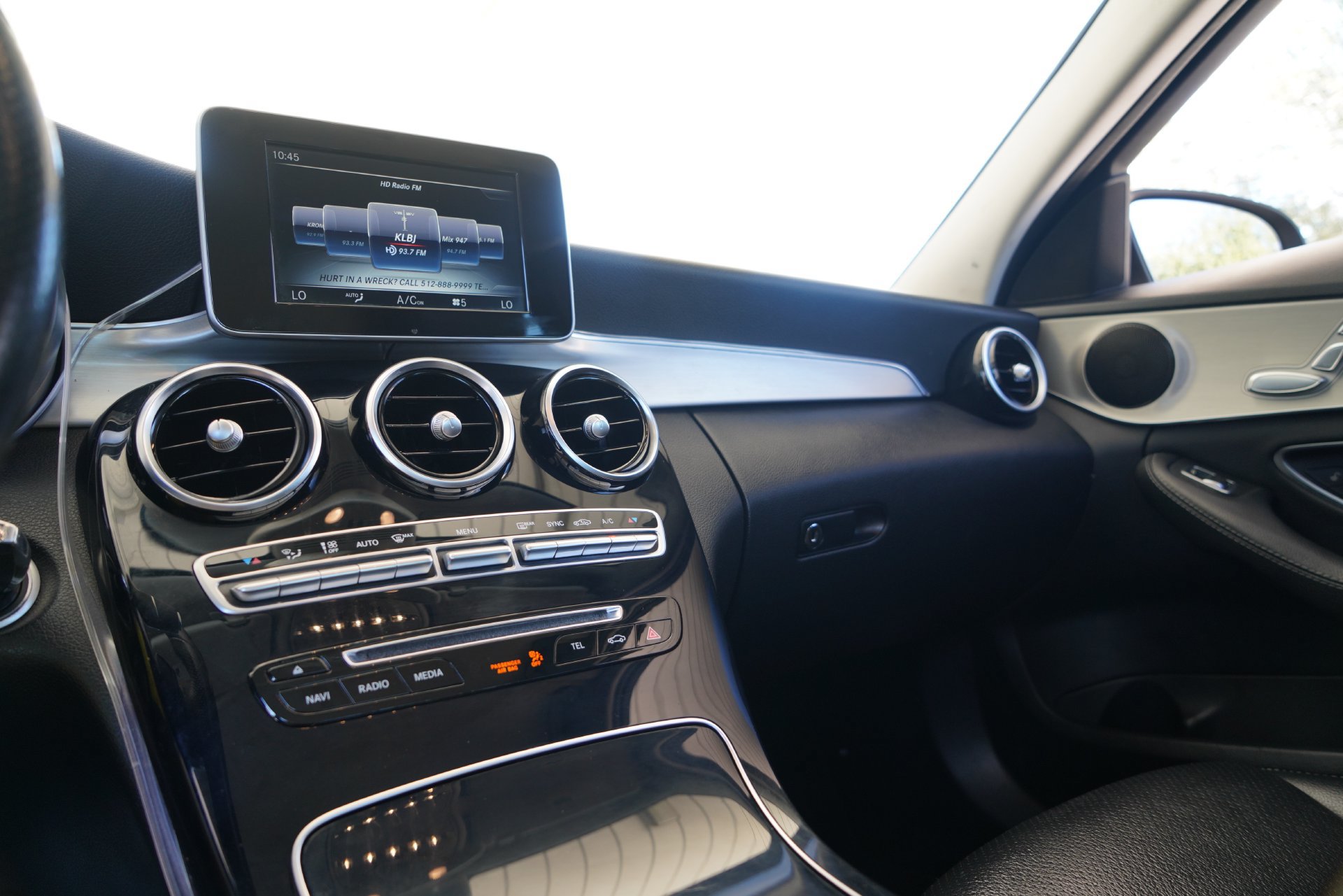 Used 2016 Mercedes-Benz C 300 Sedan image 17