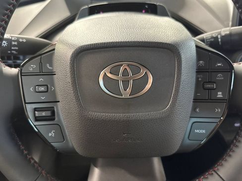 New 2026 Toyota Prius Plug-In Hybrid FWD image 28