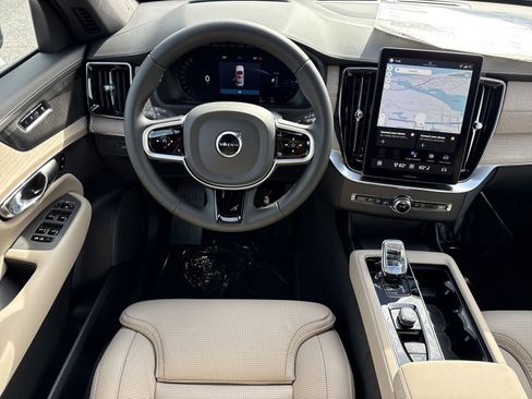 New 2026 Volvo XC90 T8 Ultra image 18