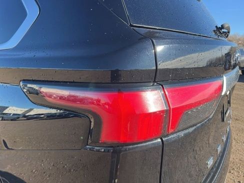 Used 2023 Toyota Sequoia Capstone image 12