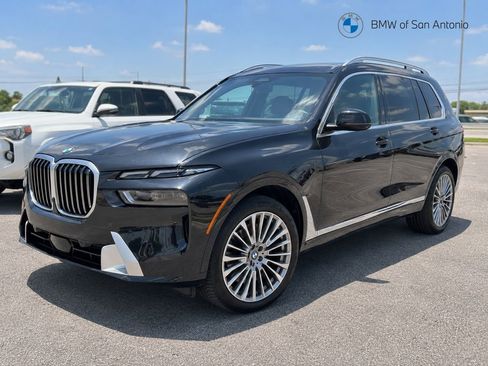 Used 2024 BMW X7 xDrive40i w/ Premium Package AWD/4WD image 1