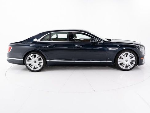 New 2026 Bentley Flying Spur Azure image 6