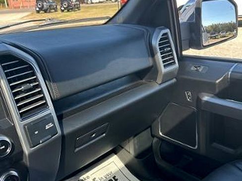 Used 2018 Ford F150 Platinum w/ Equipment Group 701A Luxury image 25