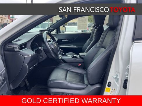 Certified 2022 Toyota Venza Limited AWD/4WD image 11