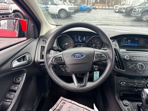 Used 2015 Ford Focus SE image 17