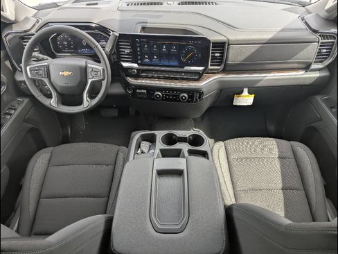 New 2026 Chevrolet Silverado 1500 LT image 18