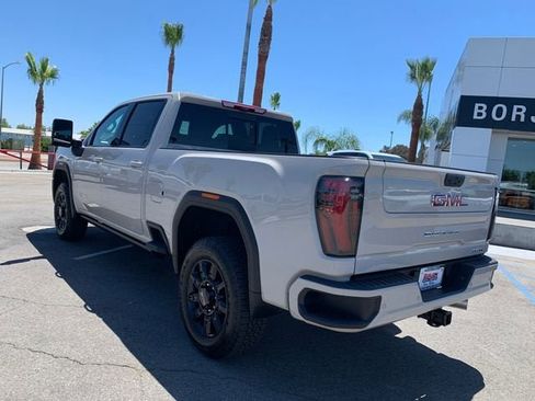 New 2026 GMC Sierra 2500 AT4 w/ Technology Package AWD/4WD image 10
