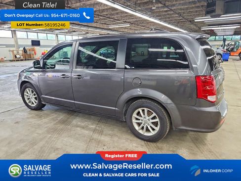 Used 2020 Dodge Grand Caravan SXT FWD image 3