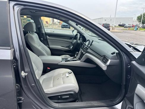Used 2020 Honda Accord EX-L image 39