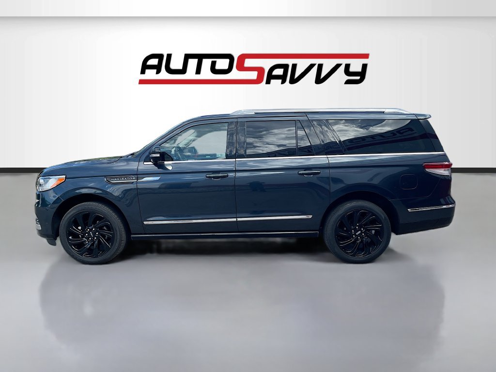 Used 2022 Lincoln Navigator L Reserve AWD/4WD image 4