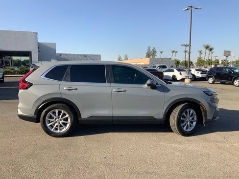 Used 2026 Honda CR-V EX image 9