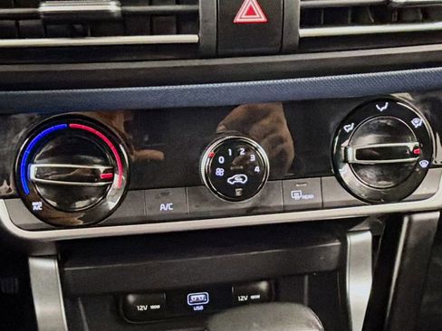 Used 2021 Kia Seltos S image 15