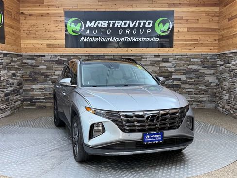 Used 2022 Hyundai Tucson Limited AWD/4WD image 3