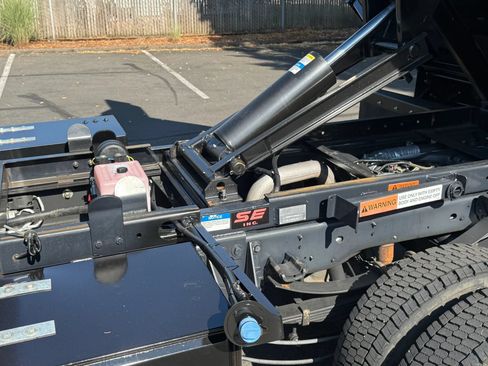 Used 2018 Ford F450 XL w/ Power Equipment Group RWD image 42