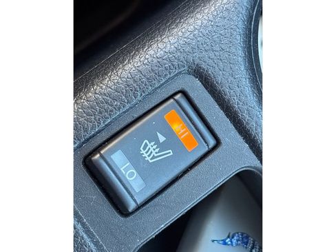 Used 2019 Nissan Rogue SV image 31