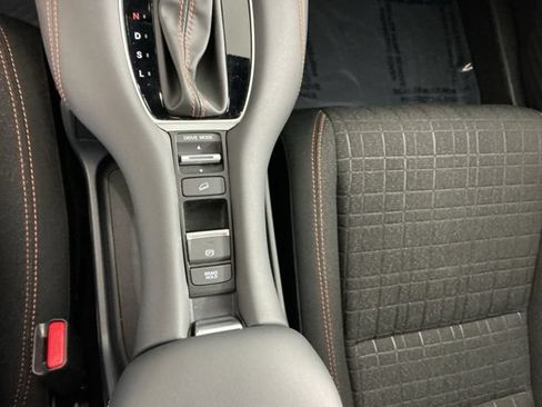 Used 2024 Honda HR-V Sport image 17