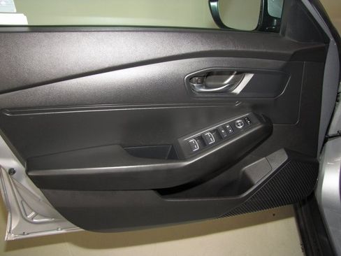 Certified 2023 Honda Accord LX image 9