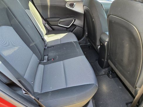 Certified 2023 Kia Soul LX w/ LX Technology Package FWD image 5