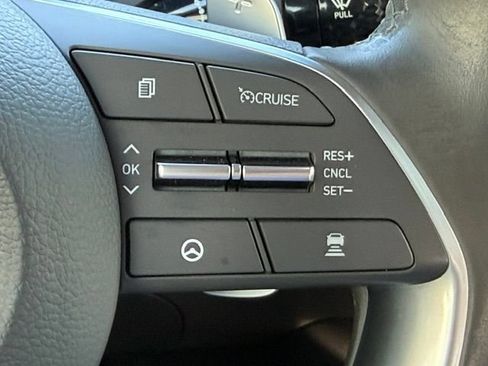 Used 2023 Hyundai Sonata Limited FWD image 15