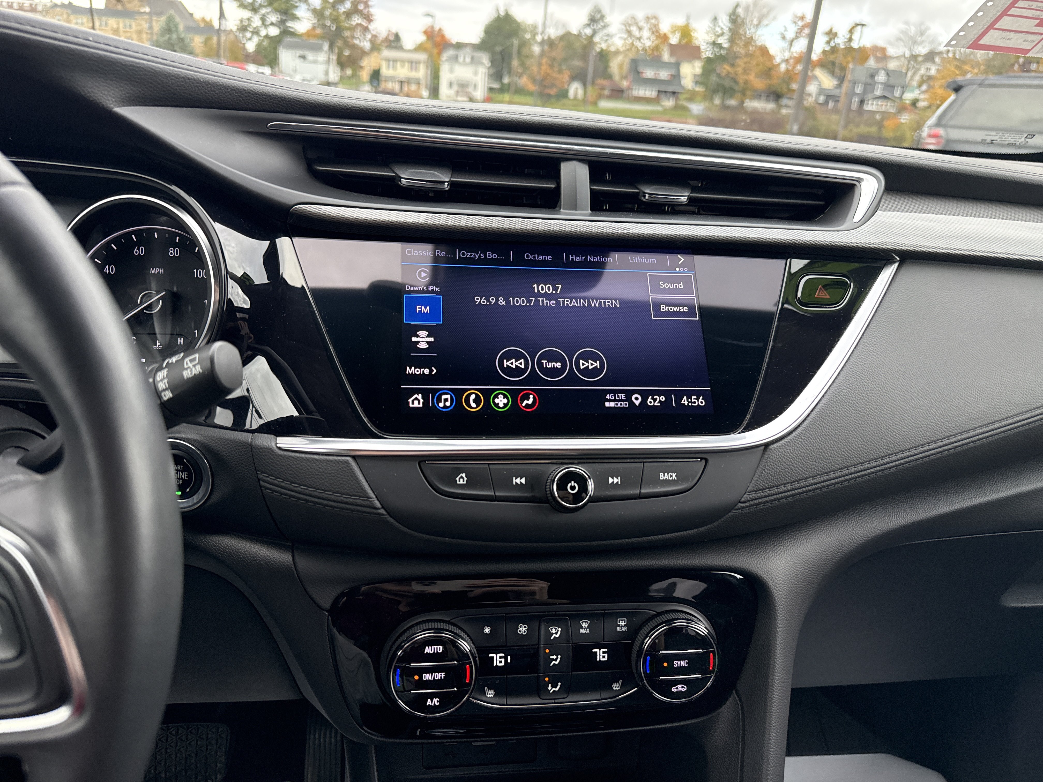 Used 2022 Buick Encore GX Select w/ Sport Touring Package FWD image 26