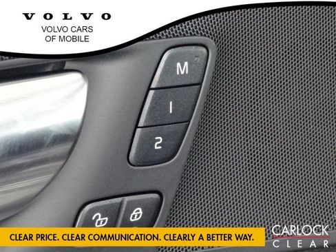 Used 2023 Volvo XC60 B5 Core w/ Climate Package image 22