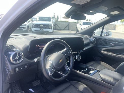 Used 2024 Chevrolet Blazer EV LT image 10