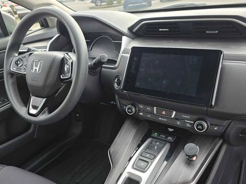 Used 2020 Honda Clarity Plug-In Hybrid image 11