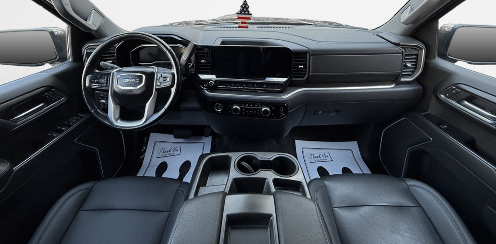 Used 2022 GMC Sierra 1500 SLT AWD/4WD image 16