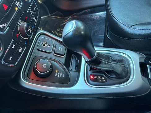 Used 2019 Jeep Compass High Altitude image 24