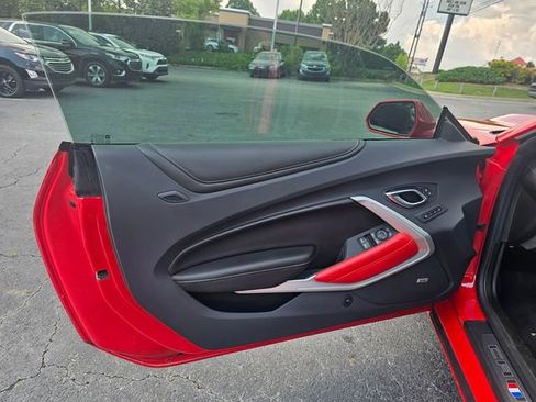 Used 2023 Chevrolet Camaro SS RWD image 29