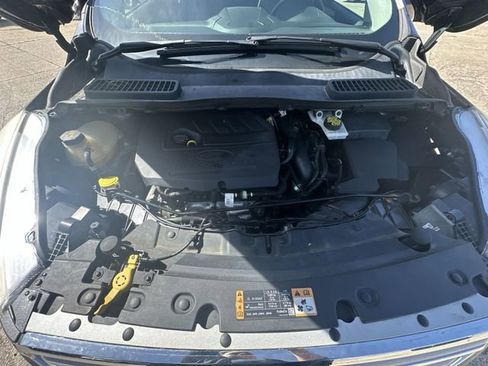 Used 2018 Ford Escape SEL w/ Ford Safe & Smart Package AWD/4WD image 33
