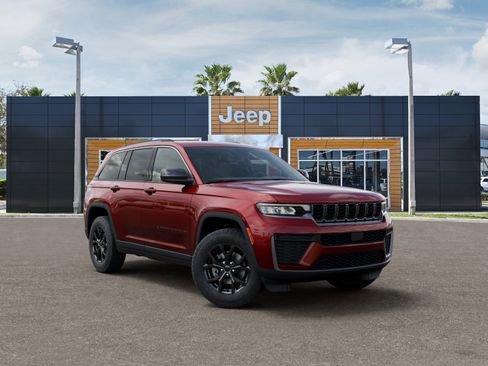 New 2026 Jeep Grand Cherokee Altitude RWD image 5