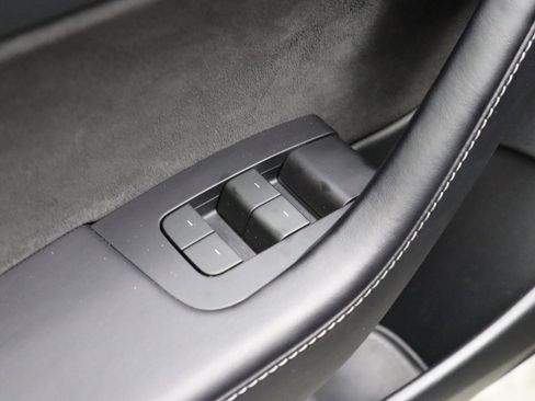 Used 2023 Tesla Model 3 Long Range image 19