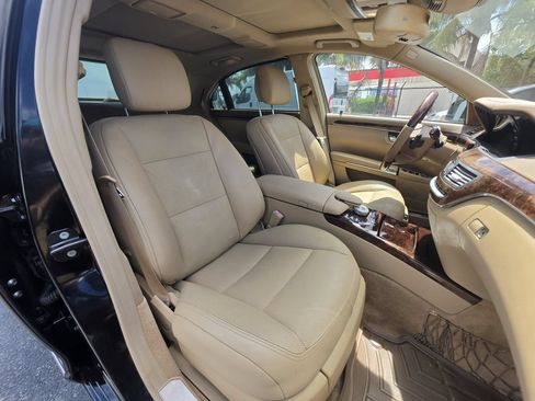 Used 2013 Mercedes-Benz S 550 w/ Sport Pkg Plus One image 23