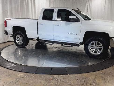 Used 2019 Chevrolet Silverado 1500 LT w/ All Star Edition image 3