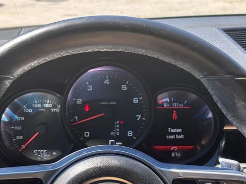 Used 2018 Porsche Macan Sport Edition AWD/4WD image 13