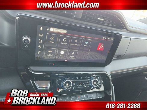 Used 2025 GMC Sierra 1500 AT4 w/ AT4 Premium Package AWD/4WD image 33