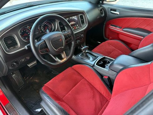 Used 2022 Dodge Charger Scat Pack RWD image 10
