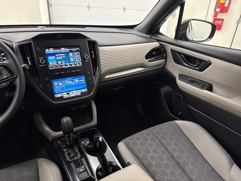 Used 2026 Subaru Forester AWD/4WD image 16