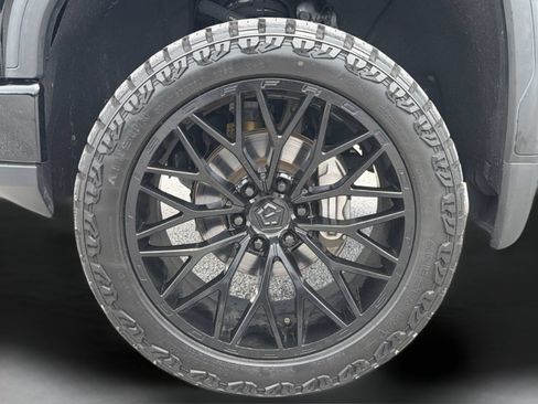 Used 2022 GMC Sierra 1500 AT4X AWD/4WD image 33