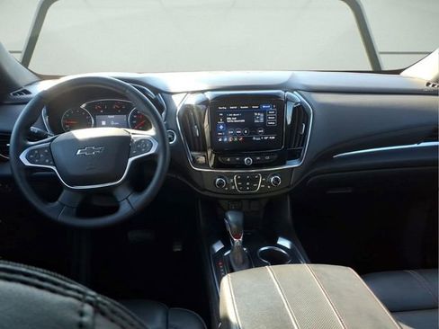Certified 2023 Chevrolet Traverse RS AWD/4WD image 11