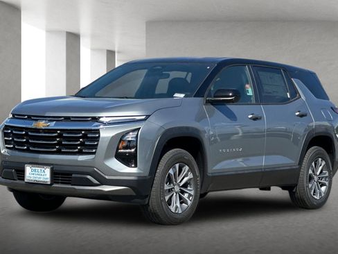 New 2026 Chevrolet Equinox LT w/ Convenience Package II FWD image 8
