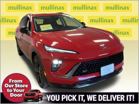 New 2025 Buick Envision Sport Touring image 2